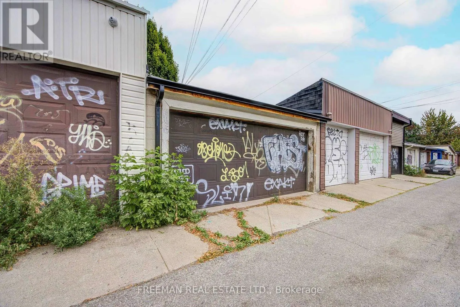 492 MANNING AVENUE