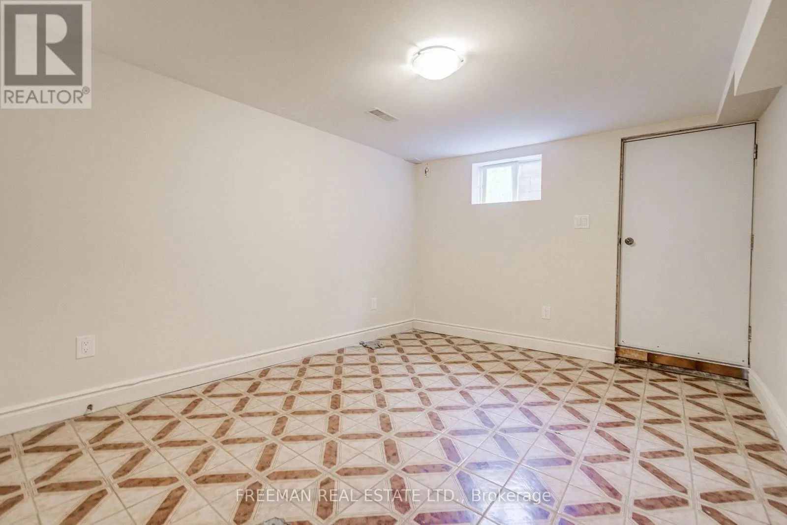 492 MANNING AVENUE