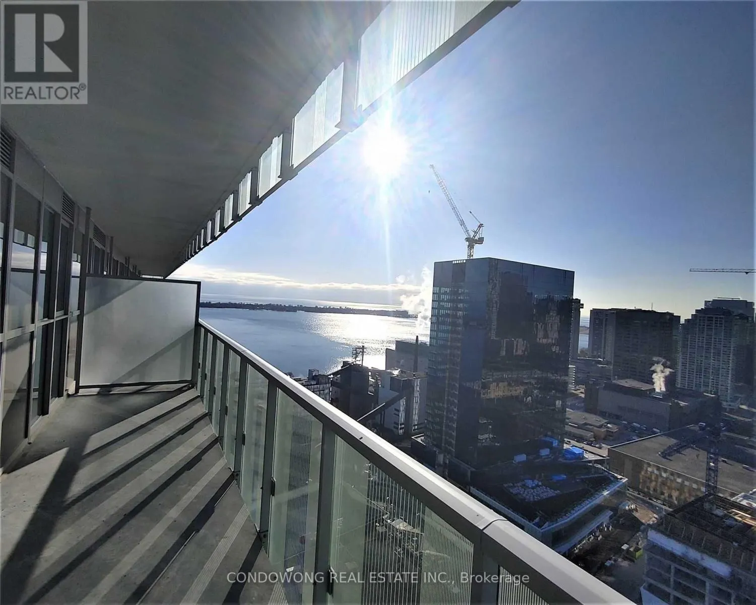 1610 - 15 LOWER JARVIS STREET