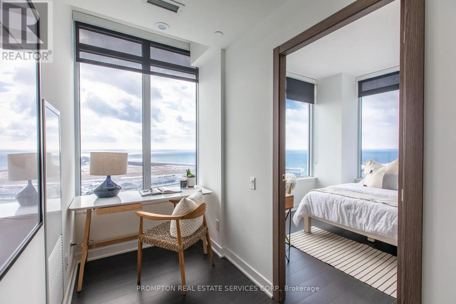 2502 - 17 BATHURST STREET