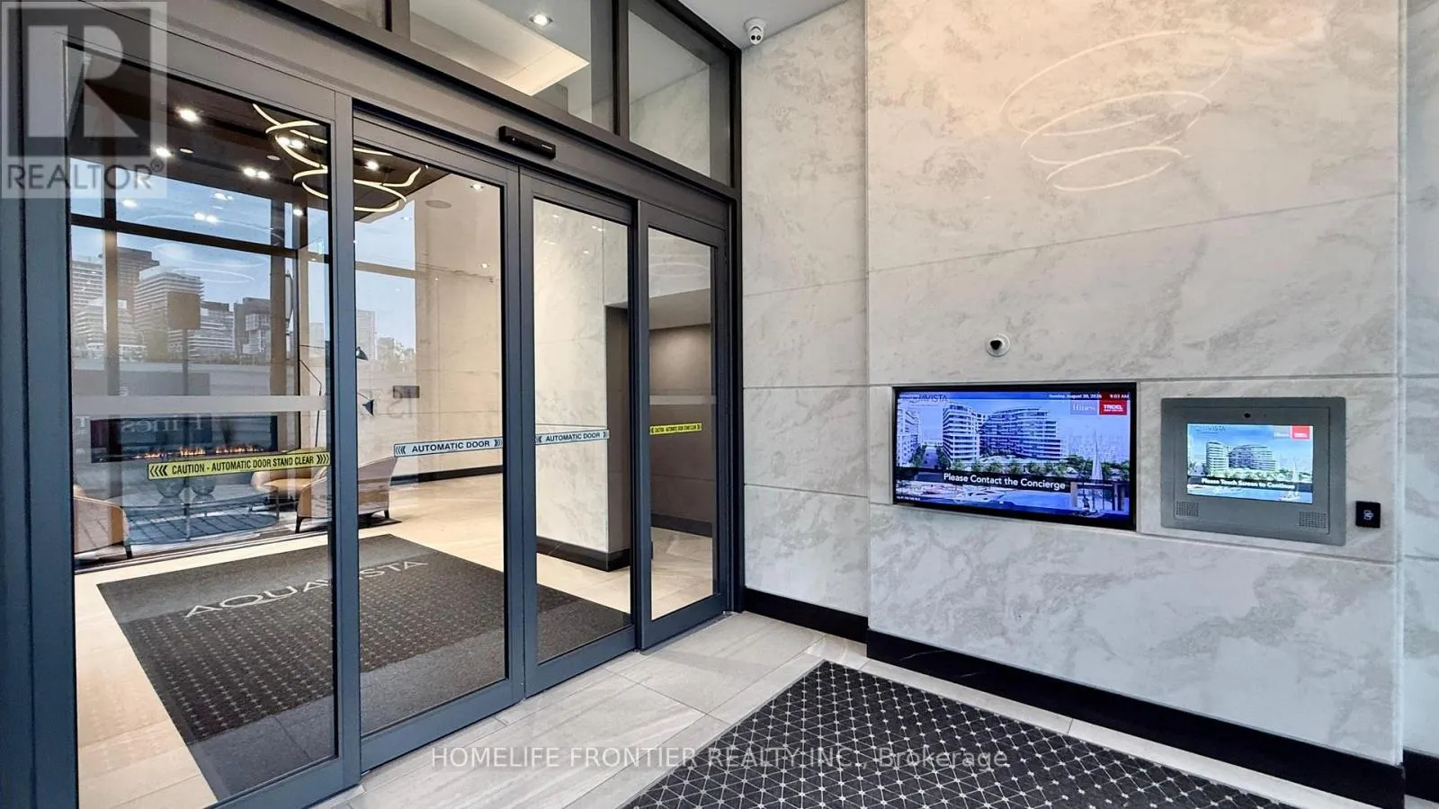 912 - 1 EDGEWATER DRIVE