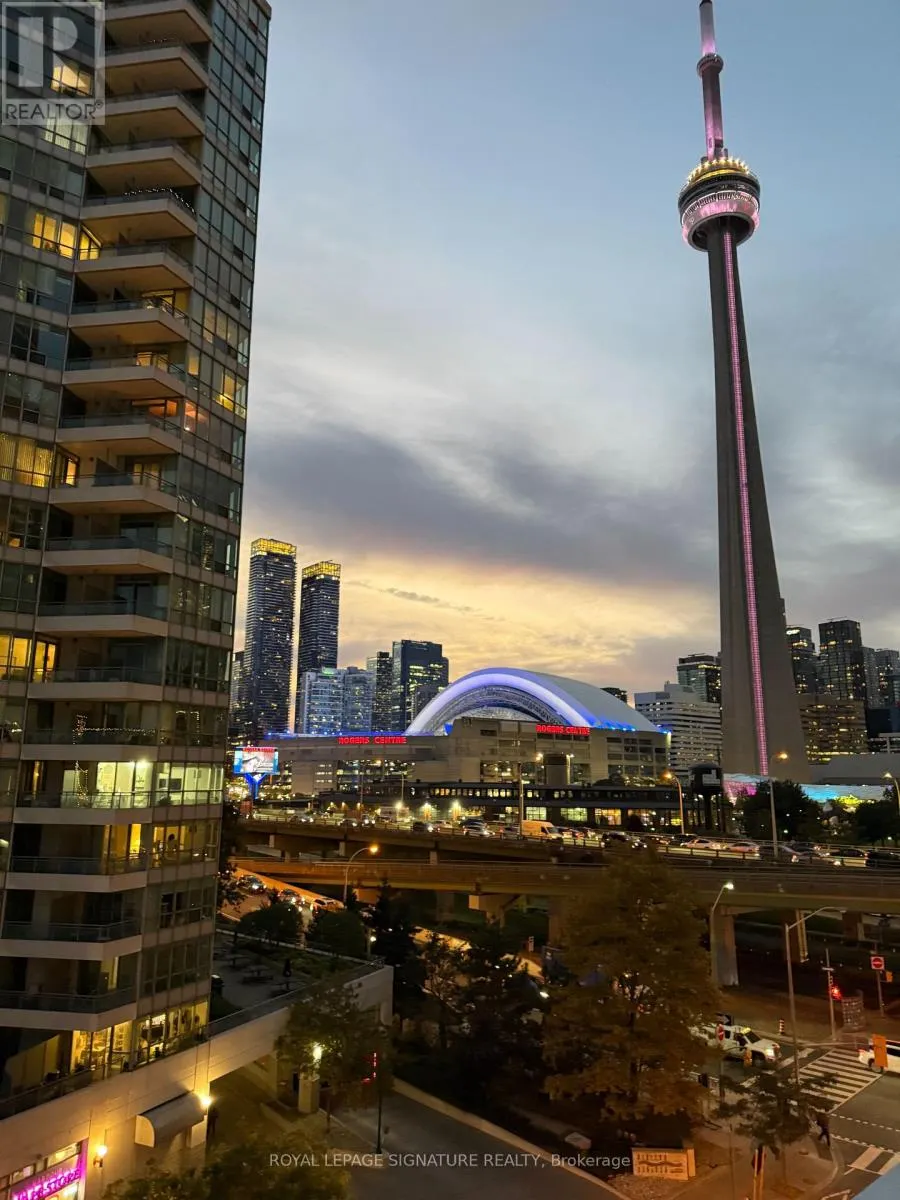 510 - 218 QUEENS QUAY W