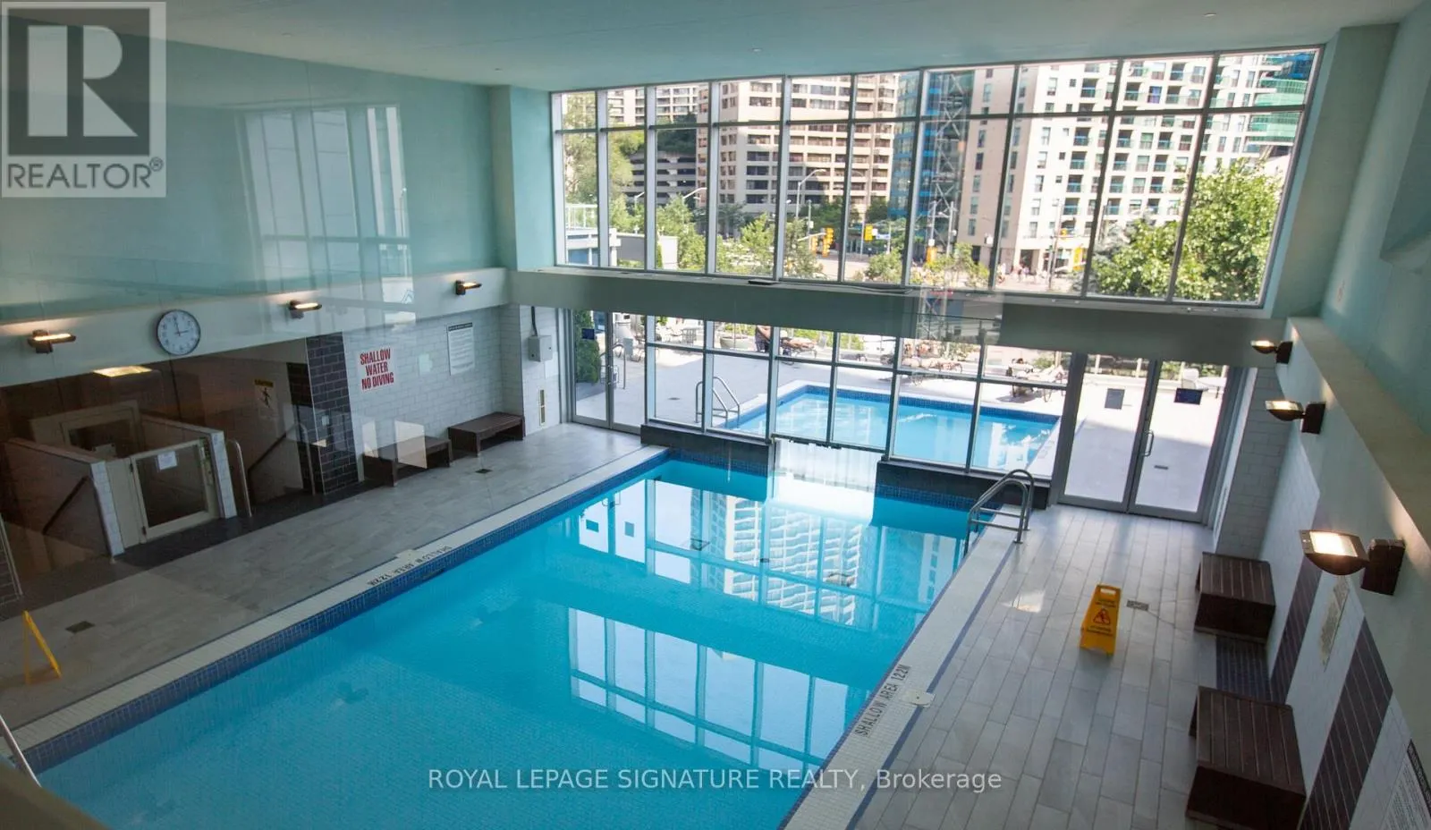 510 - 218 QUEENS QUAY W