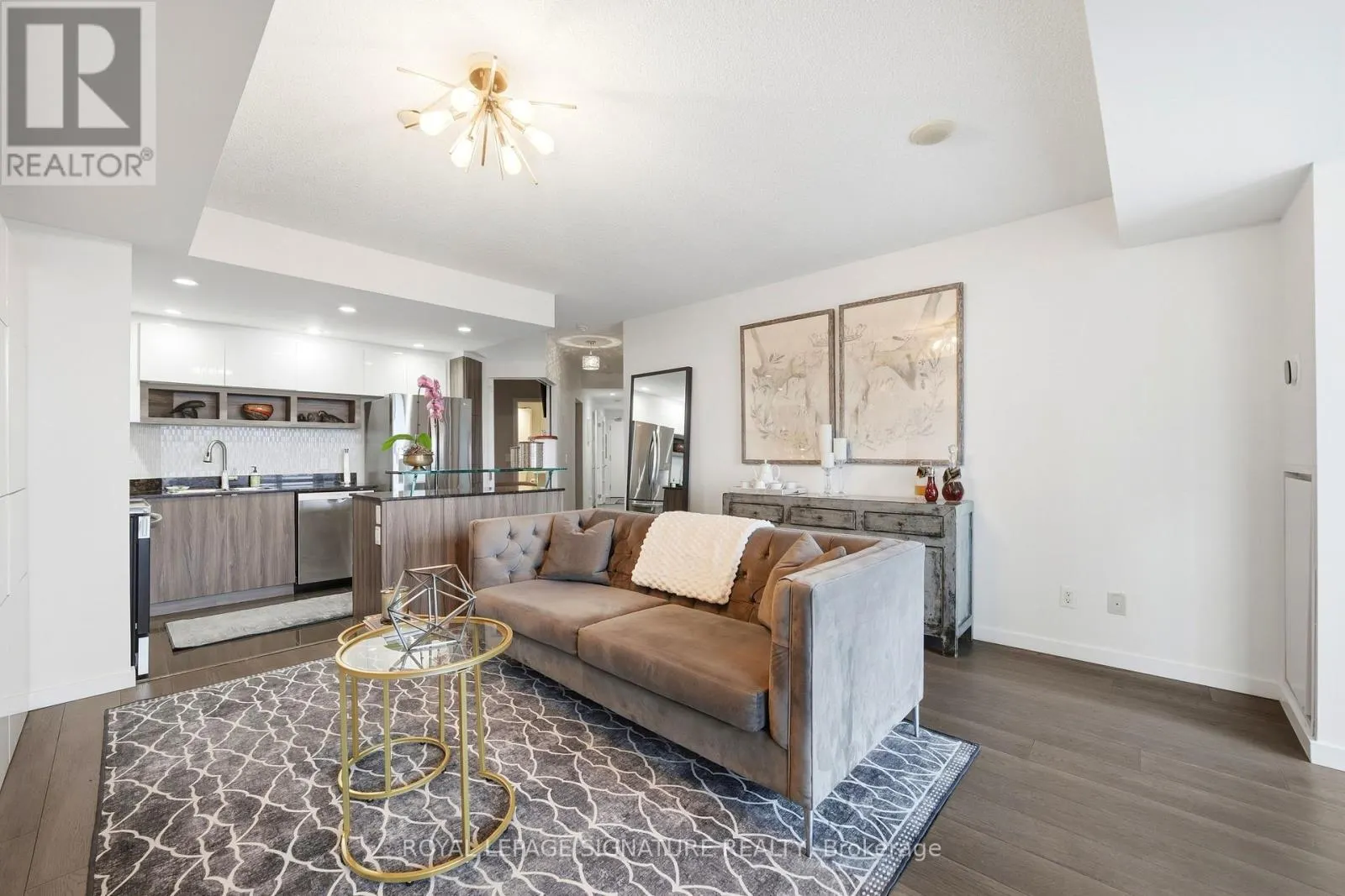 510 - 218 QUEENS QUAY W