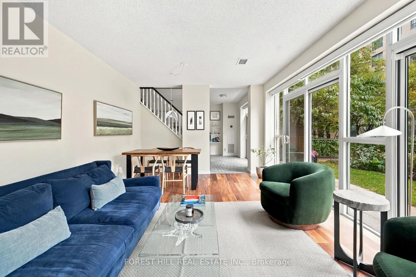 229 - 109 FRONT STREET E