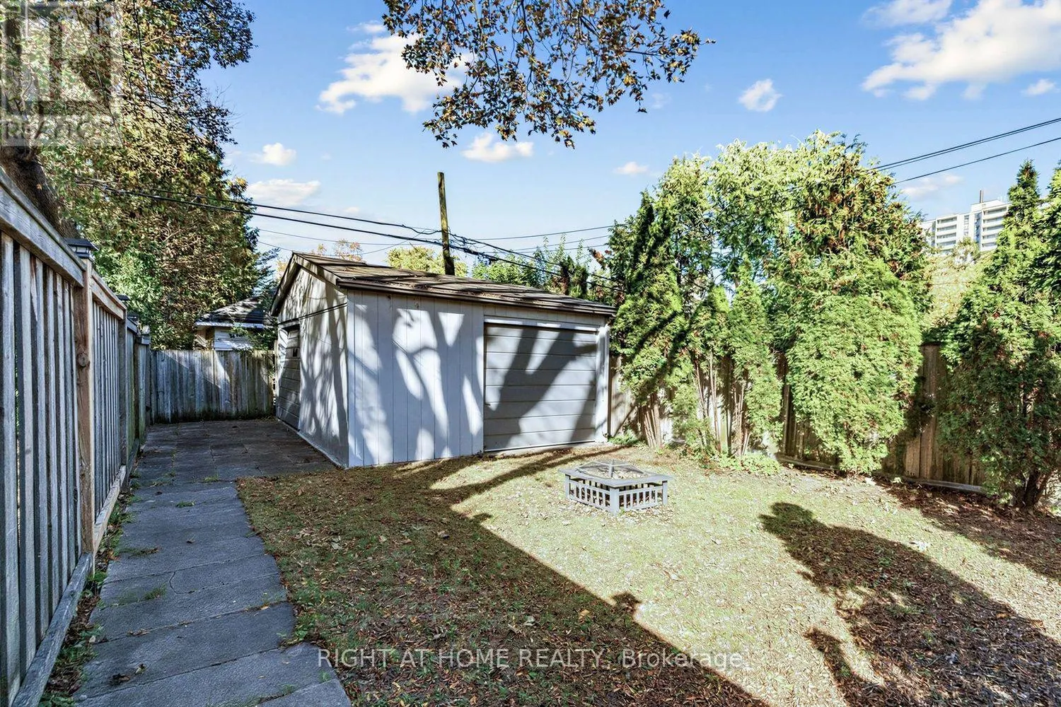 44 CONNAUGHT AVENUE