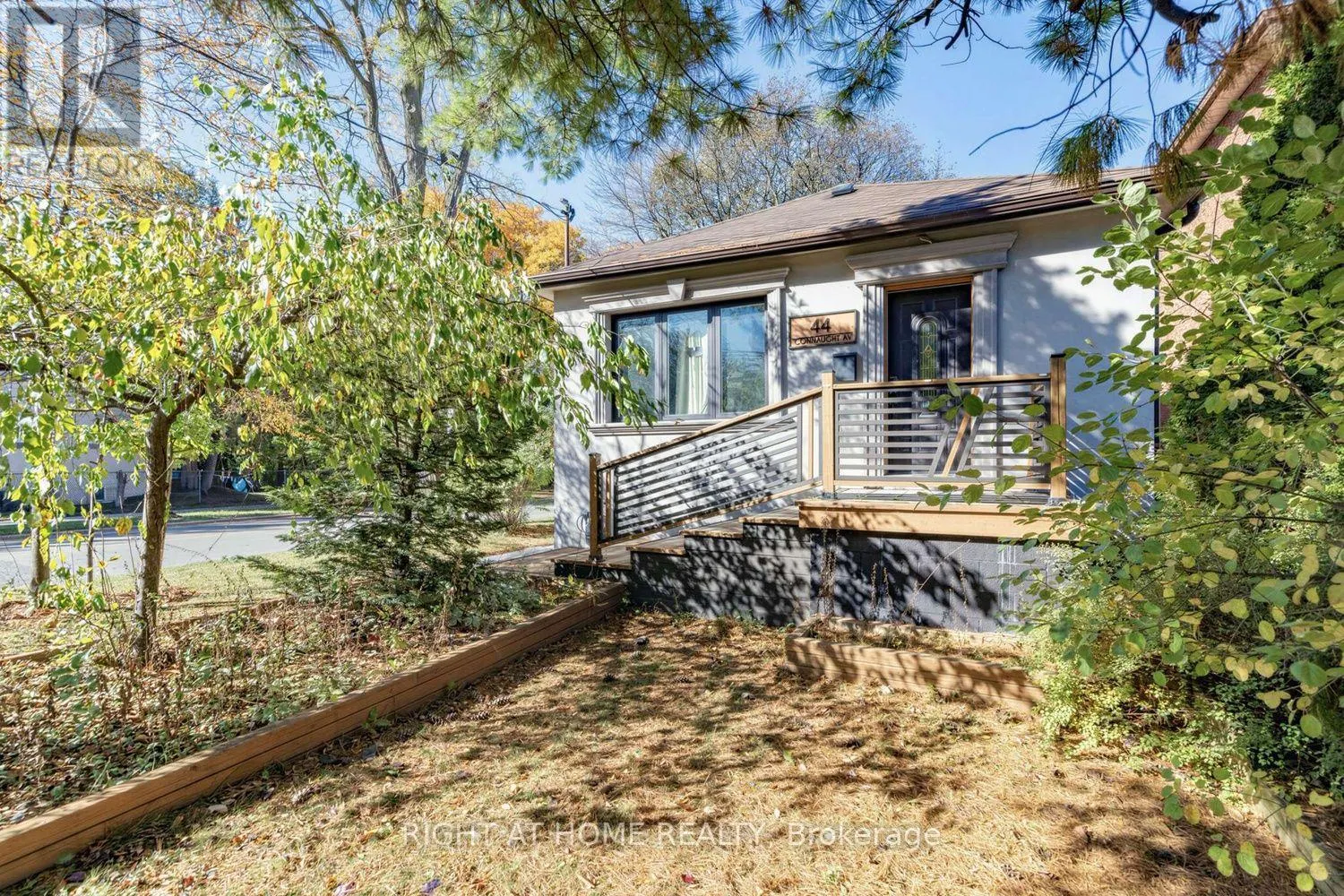 44 CONNAUGHT AVENUE