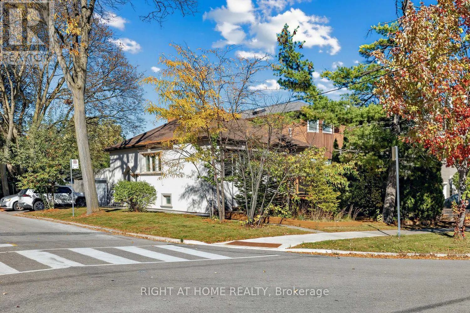 44 CONNAUGHT AVENUE