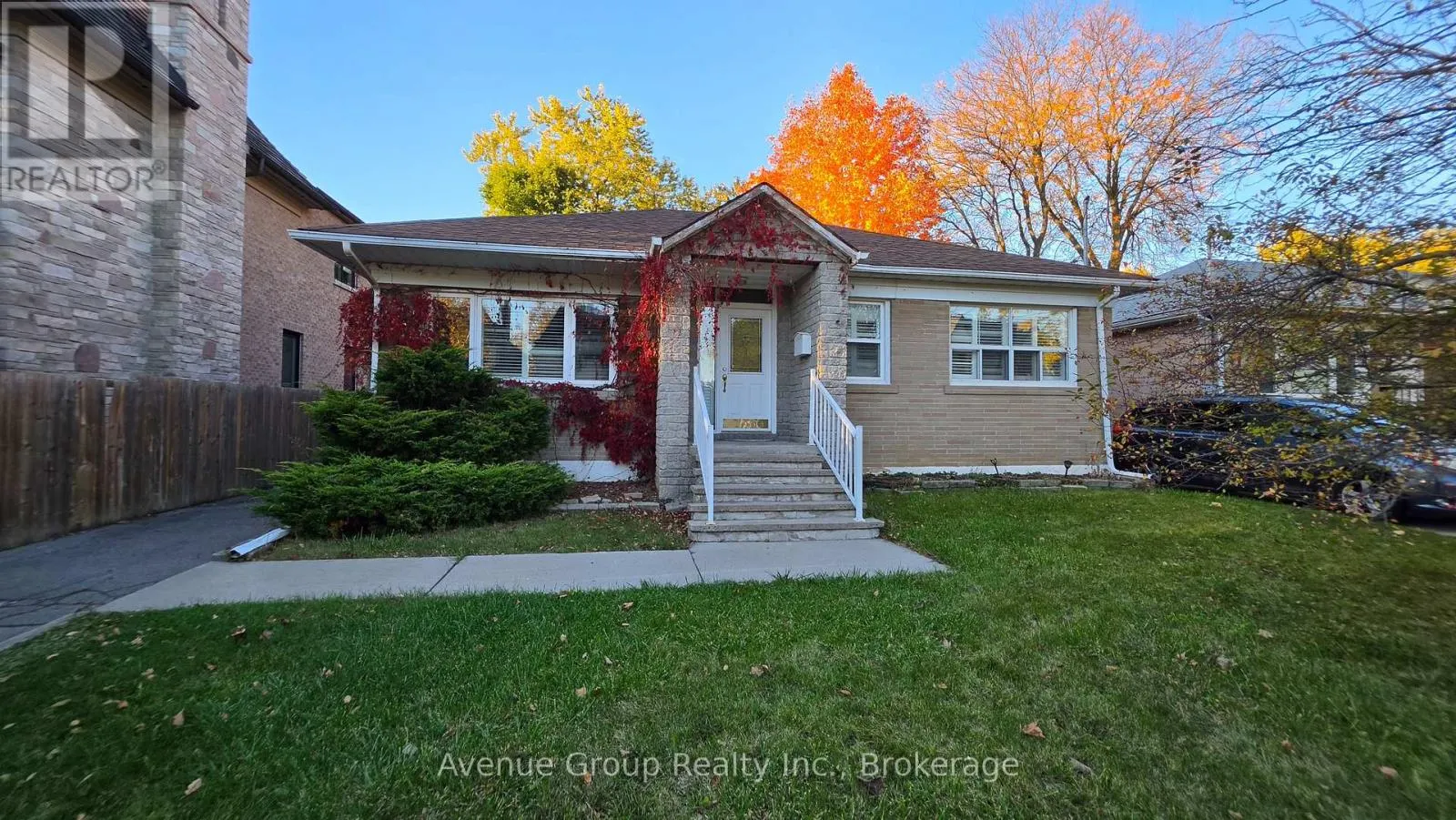MAIN - 82 CAINES AVENUE