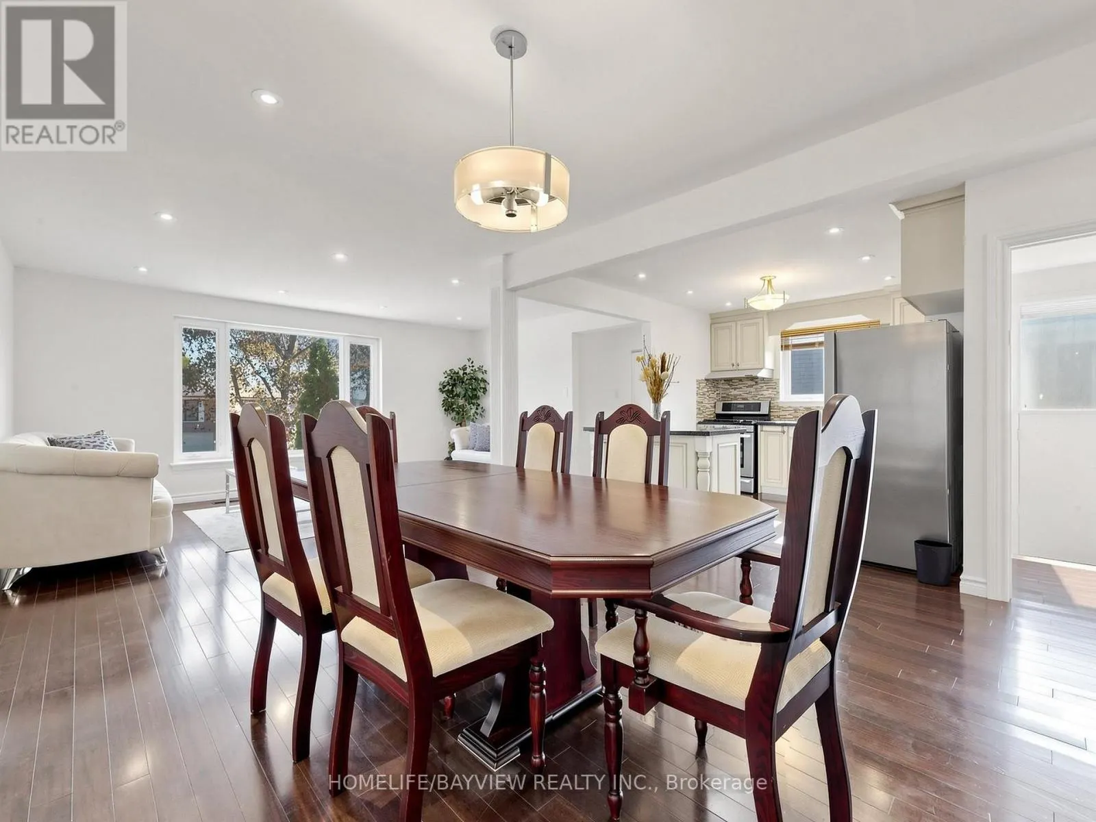 14 CRISPIN CRESCENT