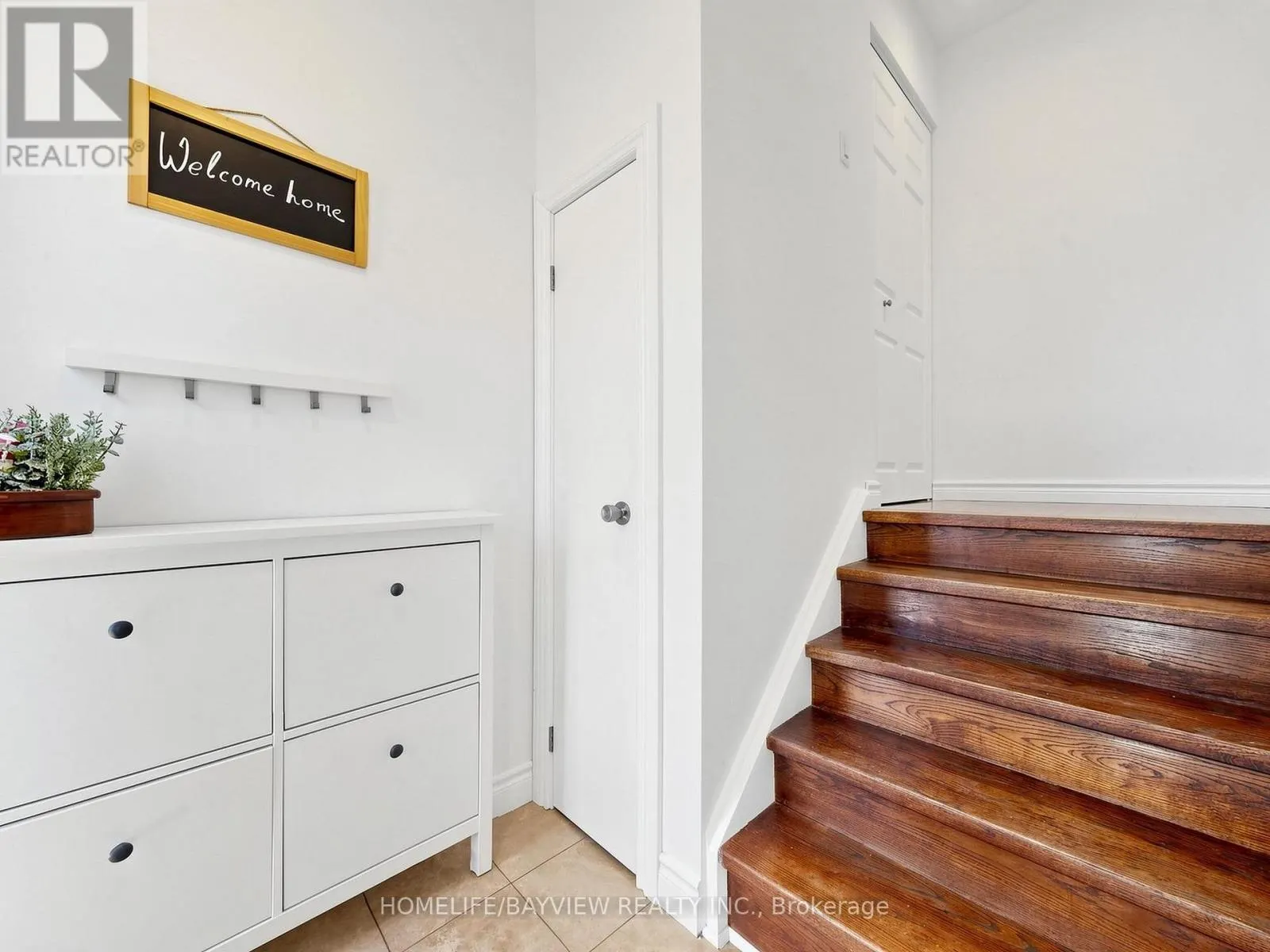 14 CRISPIN CRESCENT