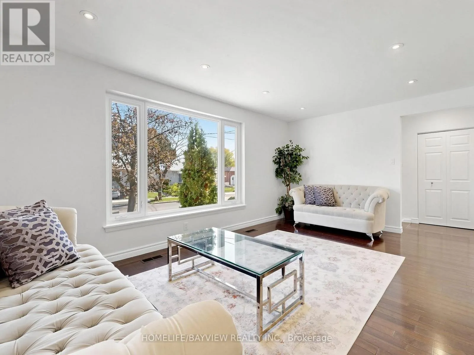 14 CRISPIN CRESCENT