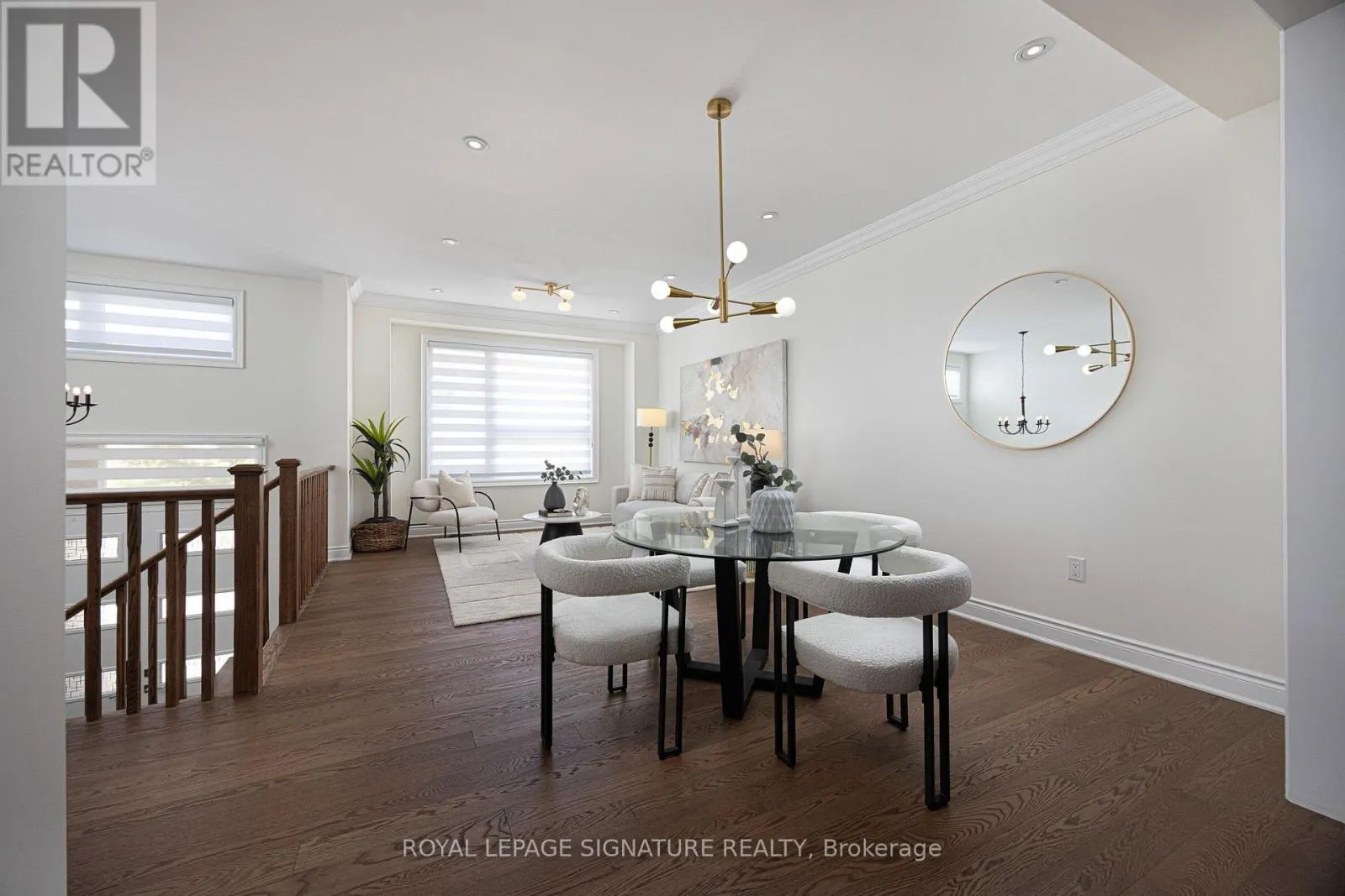 19 HOLLYHOCK COURT