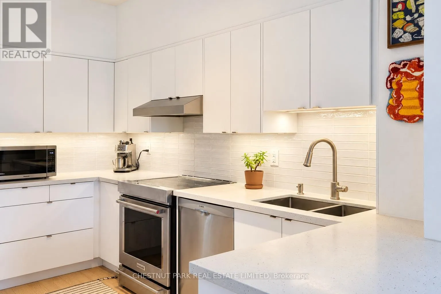 609 - 115 RICHMOND STREET E