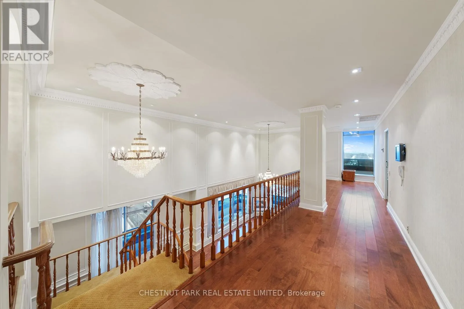 PH 1 - 2600 BATHURST STREET