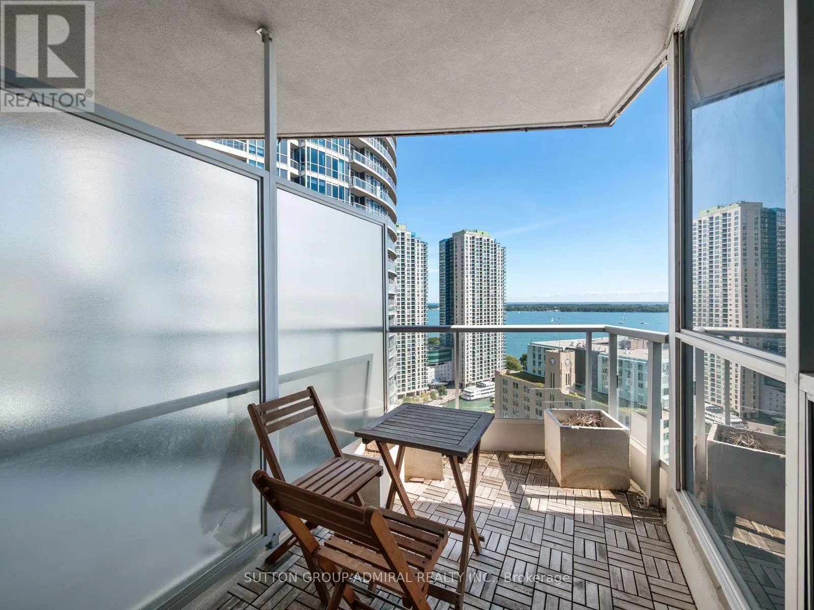 2103 - 218 QUEENS QUAY BOULEVARD W
