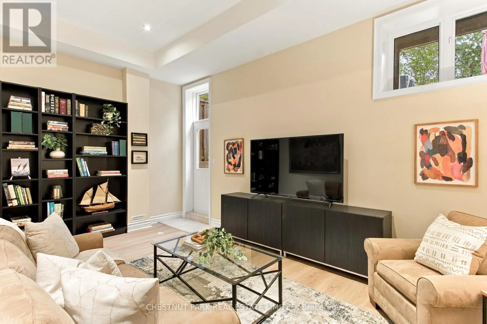 117 GLENGARRY AVENUE