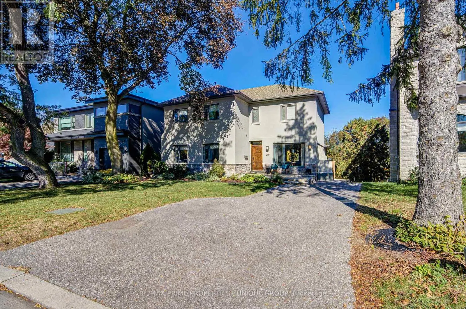 24 CEDARBANK CRESCENT