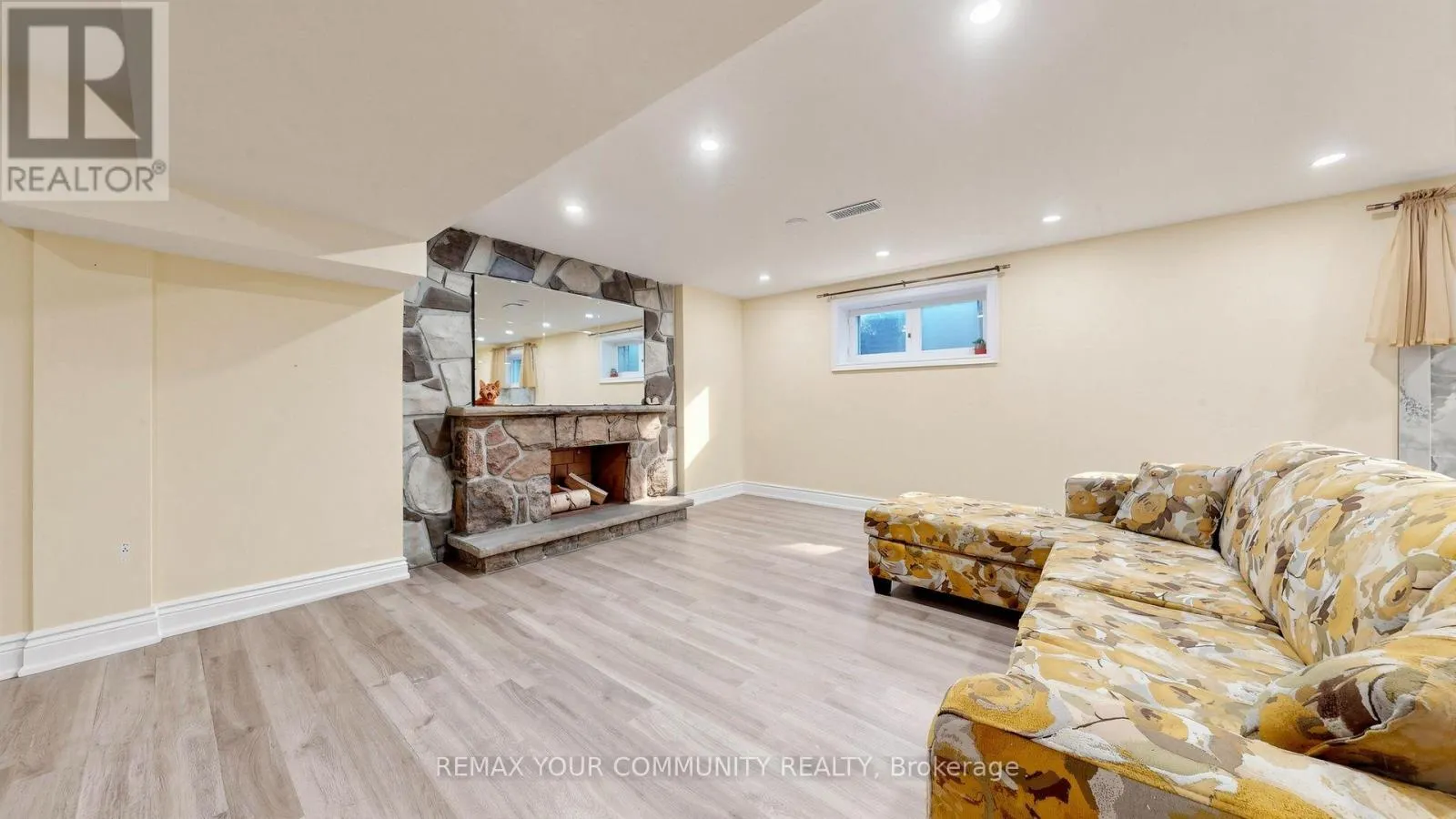 15 COLWICK DRIVE