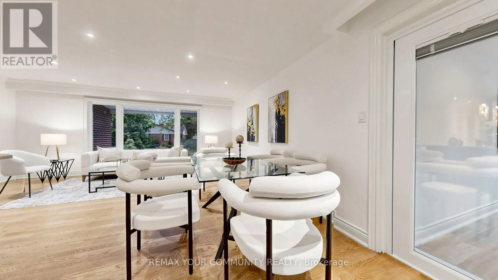 15 COLWICK DRIVE