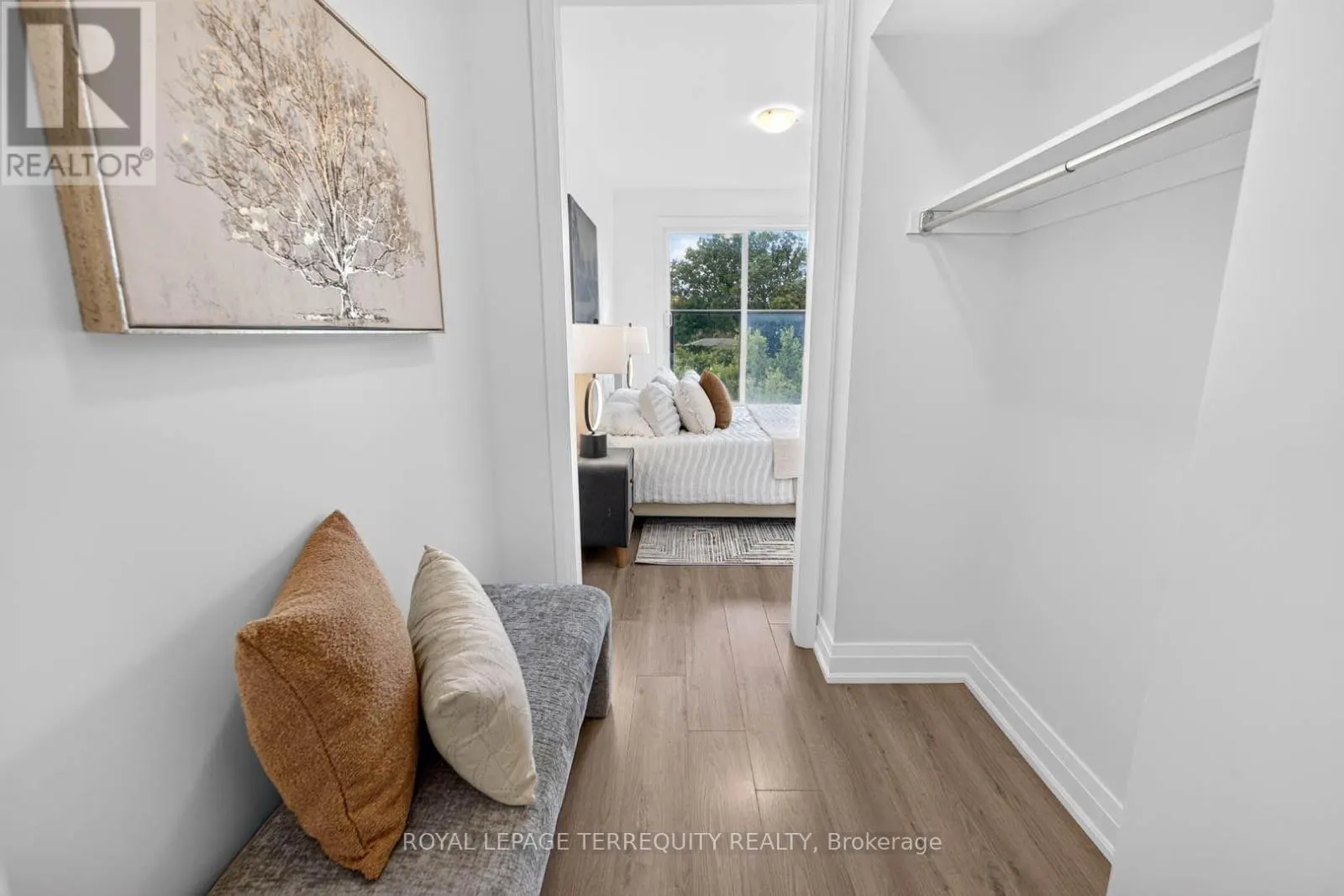 16 - 780 SHEPPARD AVENUE E