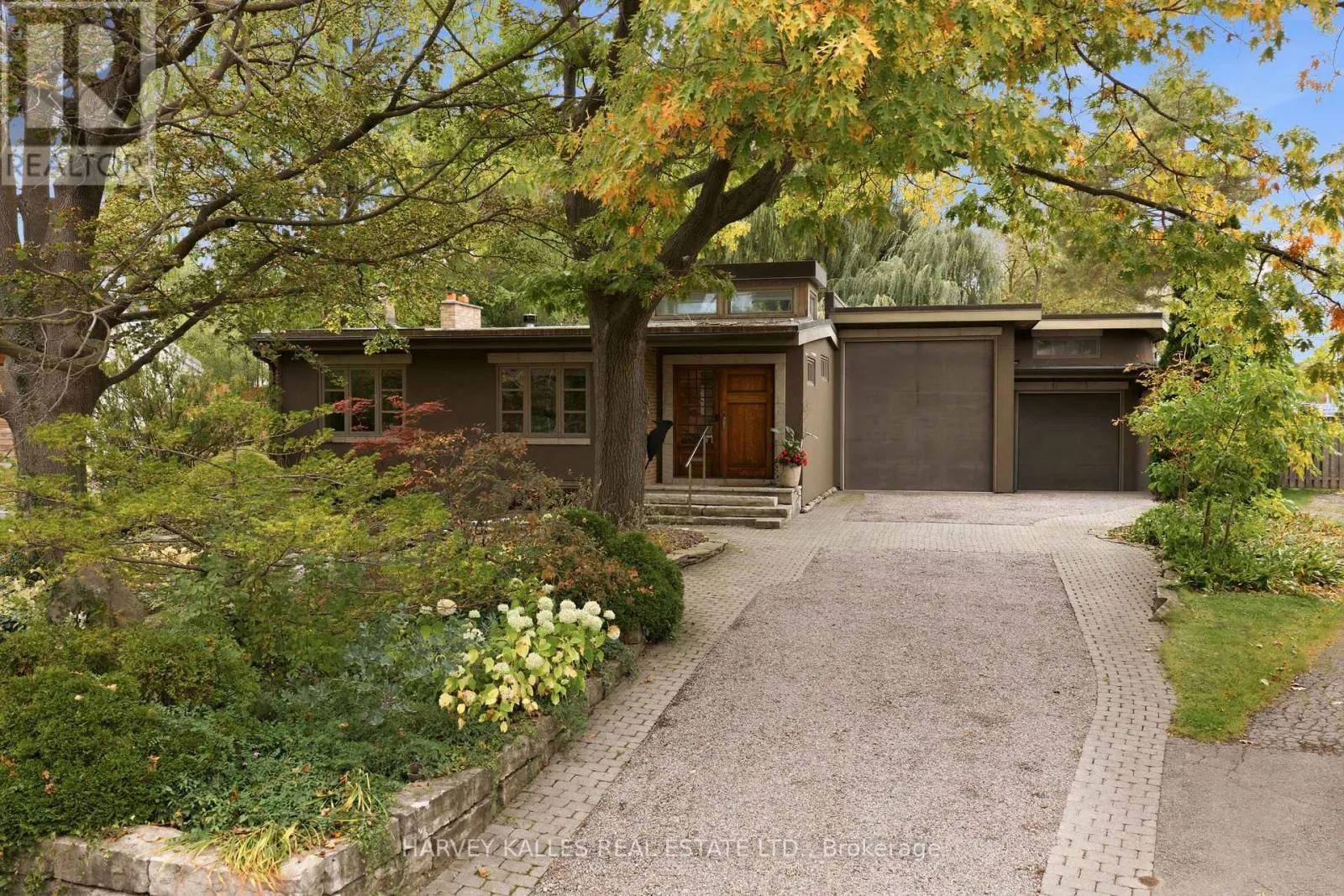 41 HURLINGHAM CRESCENT