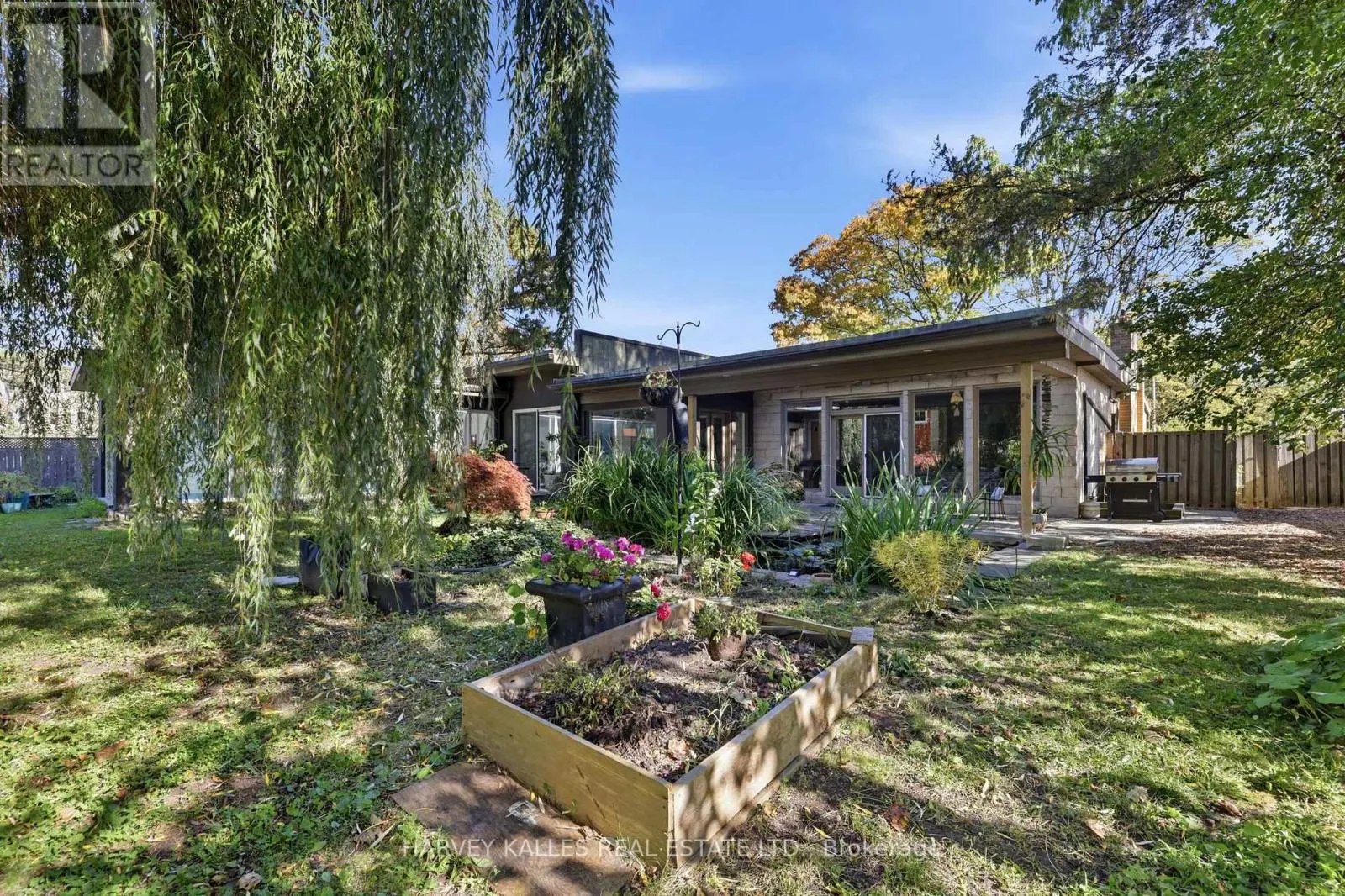 41 HURLINGHAM CRESCENT