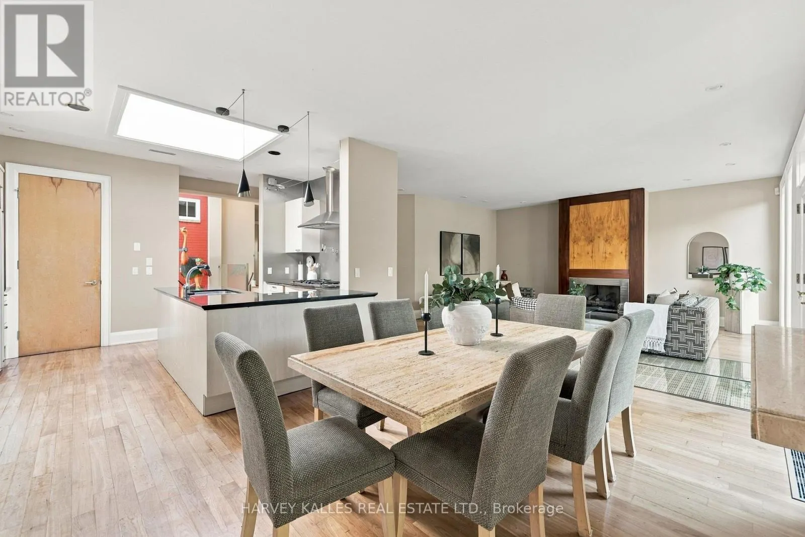 41 HURLINGHAM CRESCENT