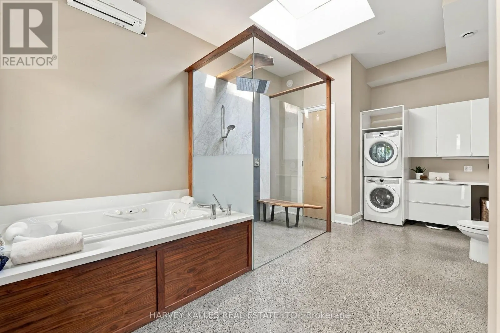 41 HURLINGHAM CRESCENT
