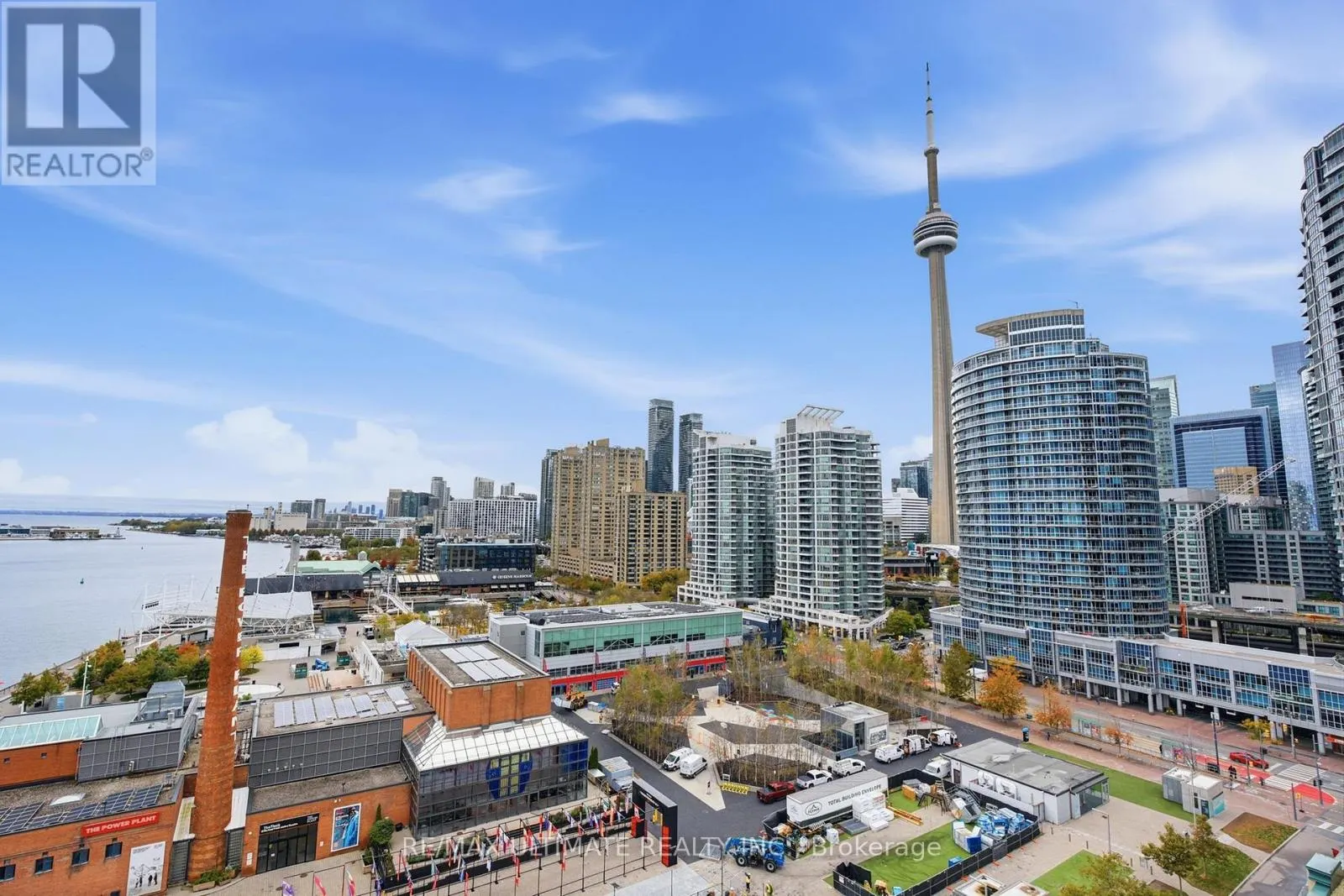 1105 - 211 QUEENS QUAY W