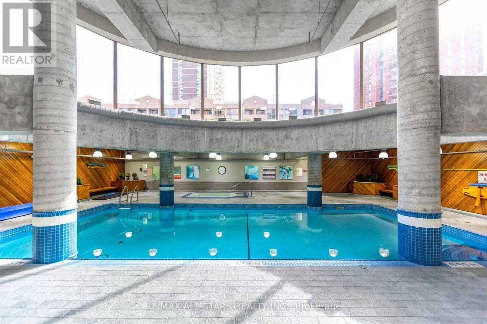 2112 - 15 MAITLAND PLACE