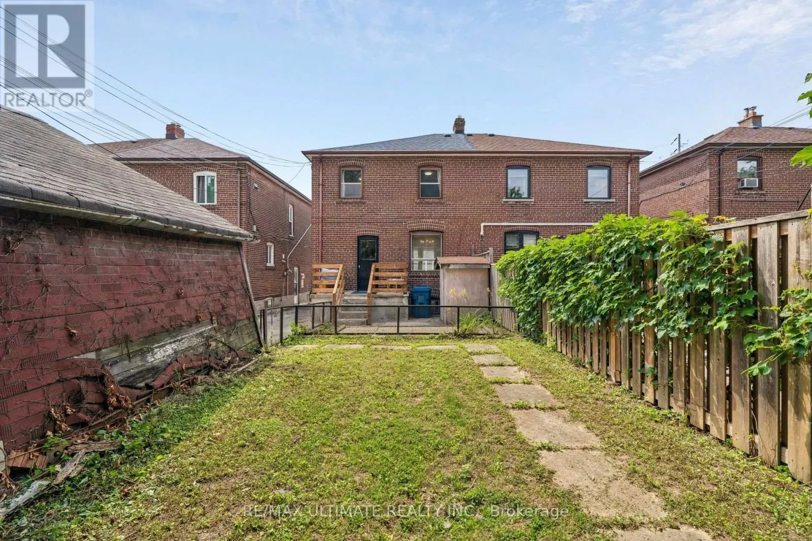 463 OAKWOOD AVENUE