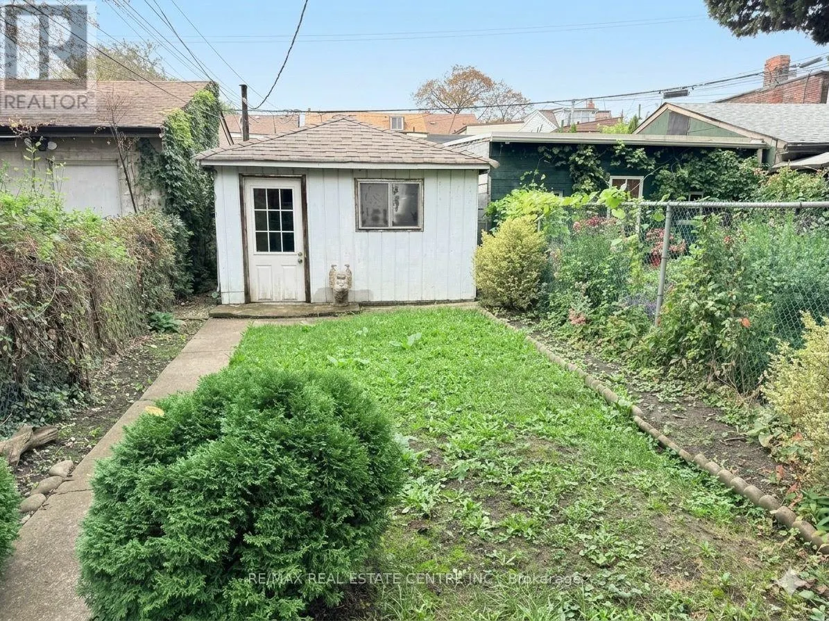 200 ROXTON ROAD