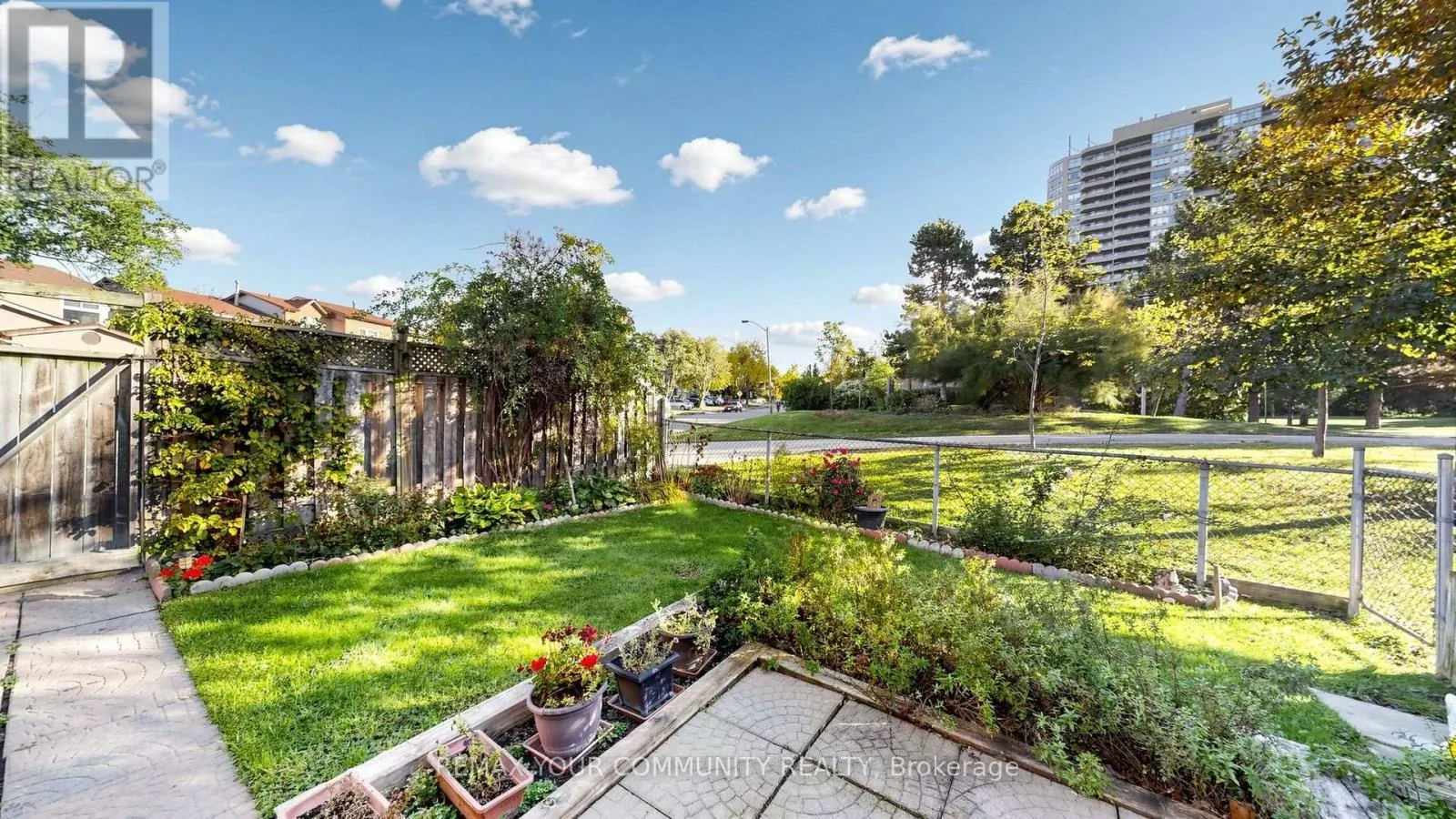 59 ROBERT HICKS DRIVE