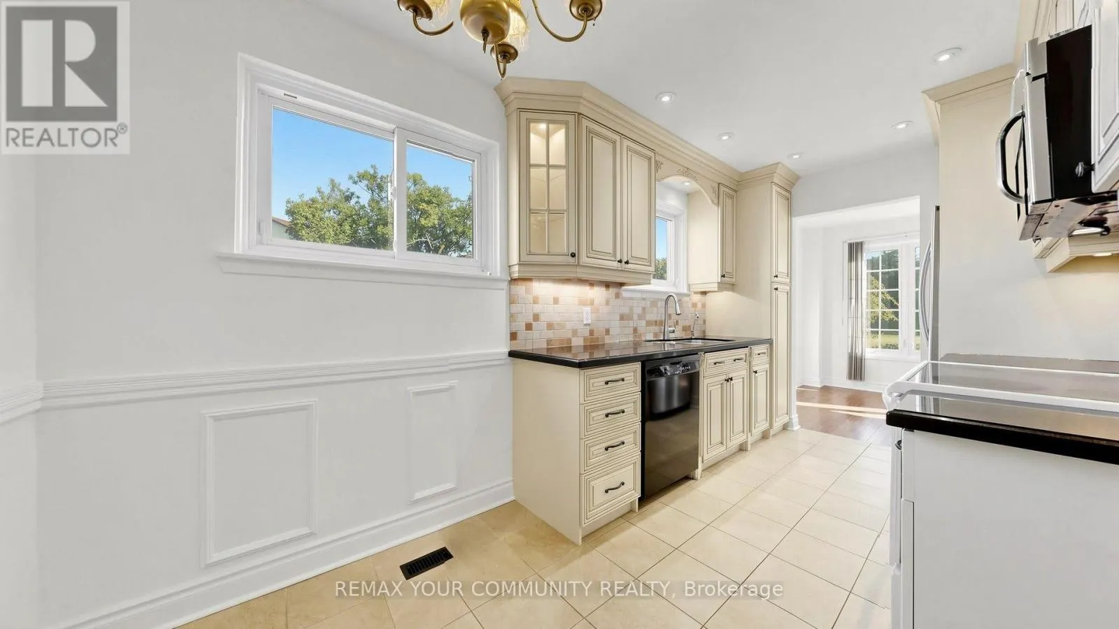 59 ROBERT HICKS DRIVE