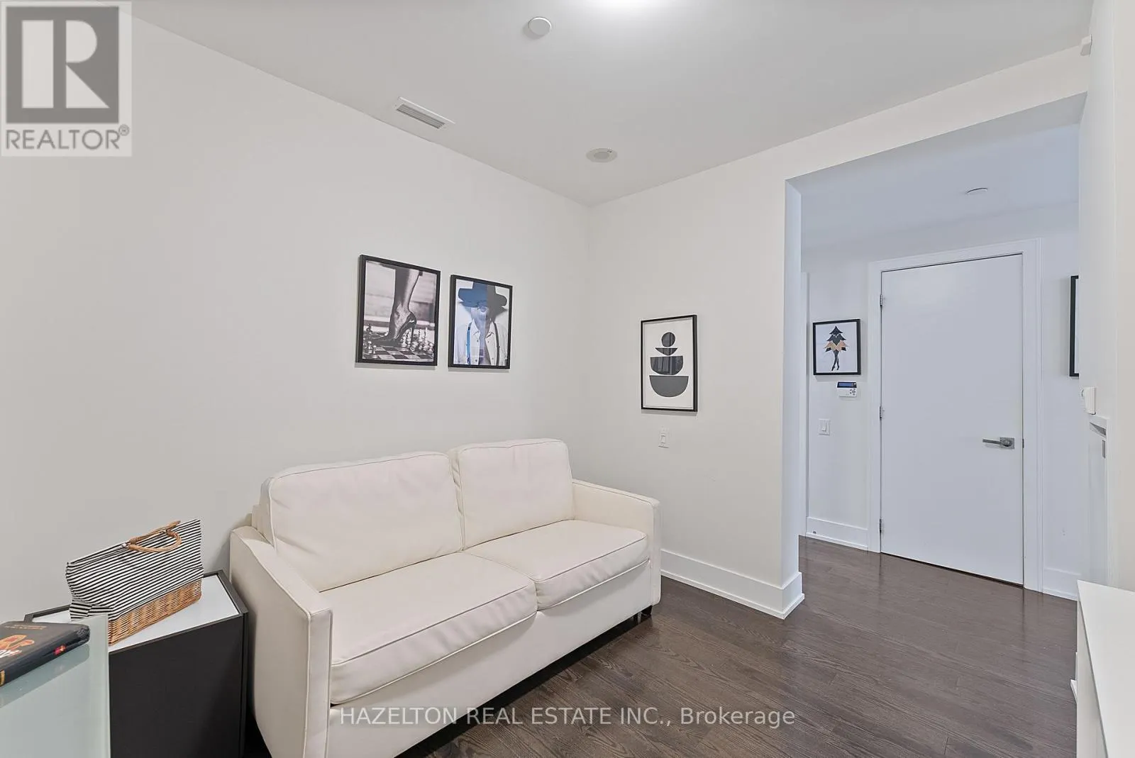 211 - 170 AVENUE ROAD