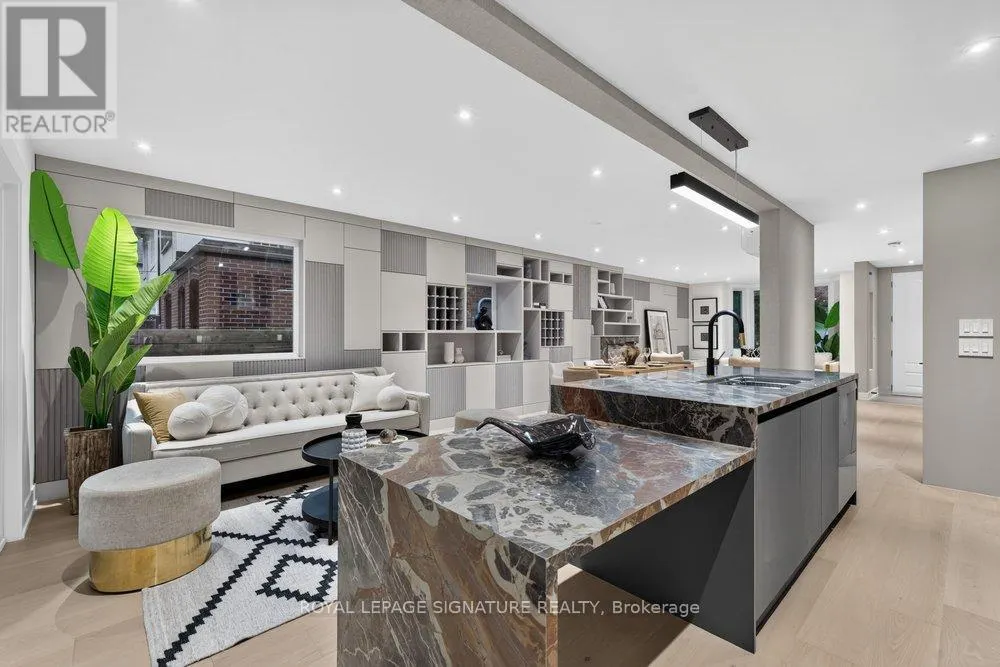 217 CHAPLIN CRESCENT