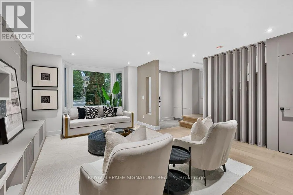 217 CHAPLIN CRESCENT