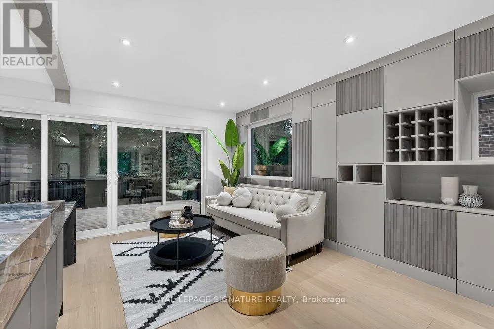 217 CHAPLIN CRESCENT