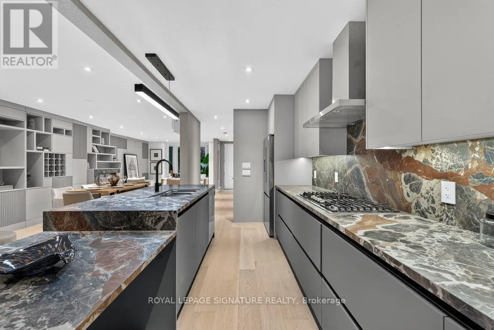 217 CHAPLIN CRESCENT
