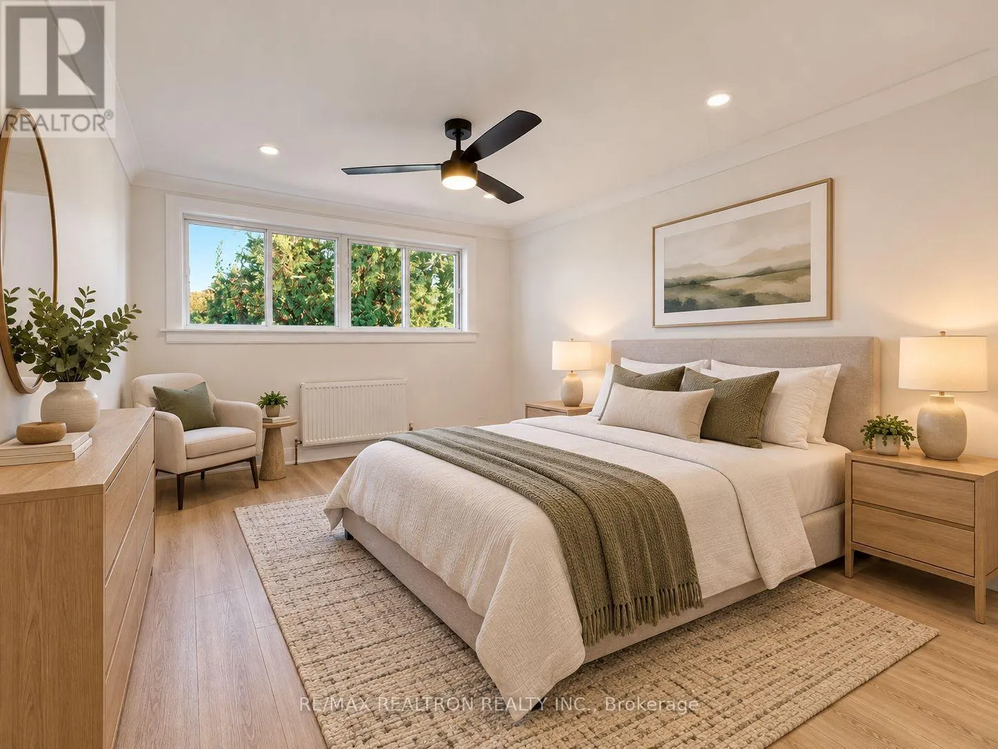 UPPER - 280 GLENFOREST ROAD
