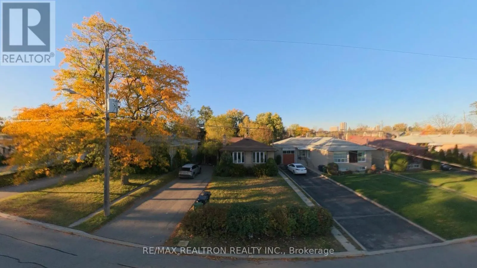 62 CAINES AVENUE