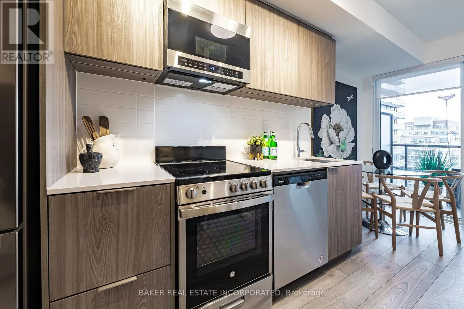 1112 - 223 REDPATH AVENUE