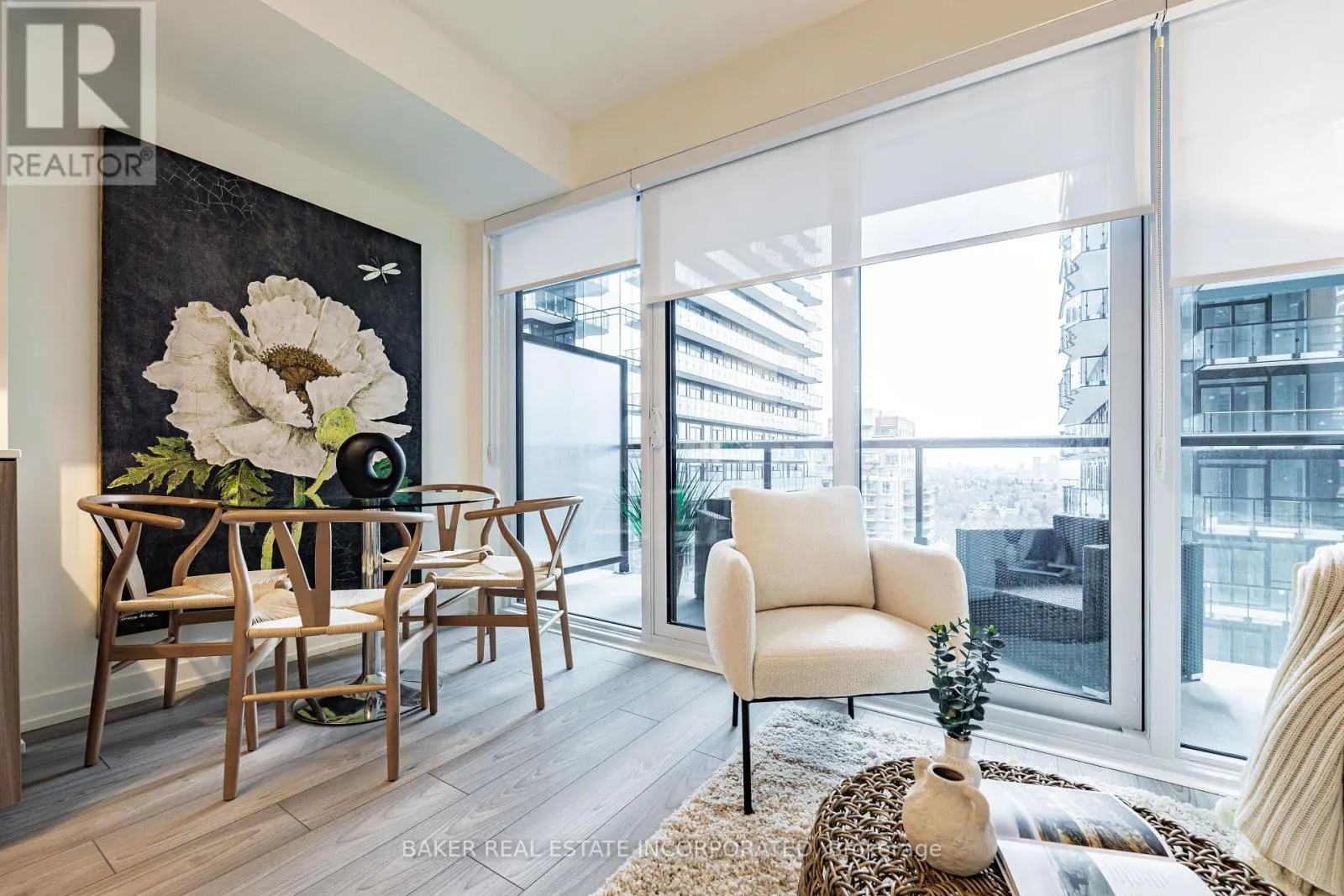 1112 - 223 REDPATH AVENUE