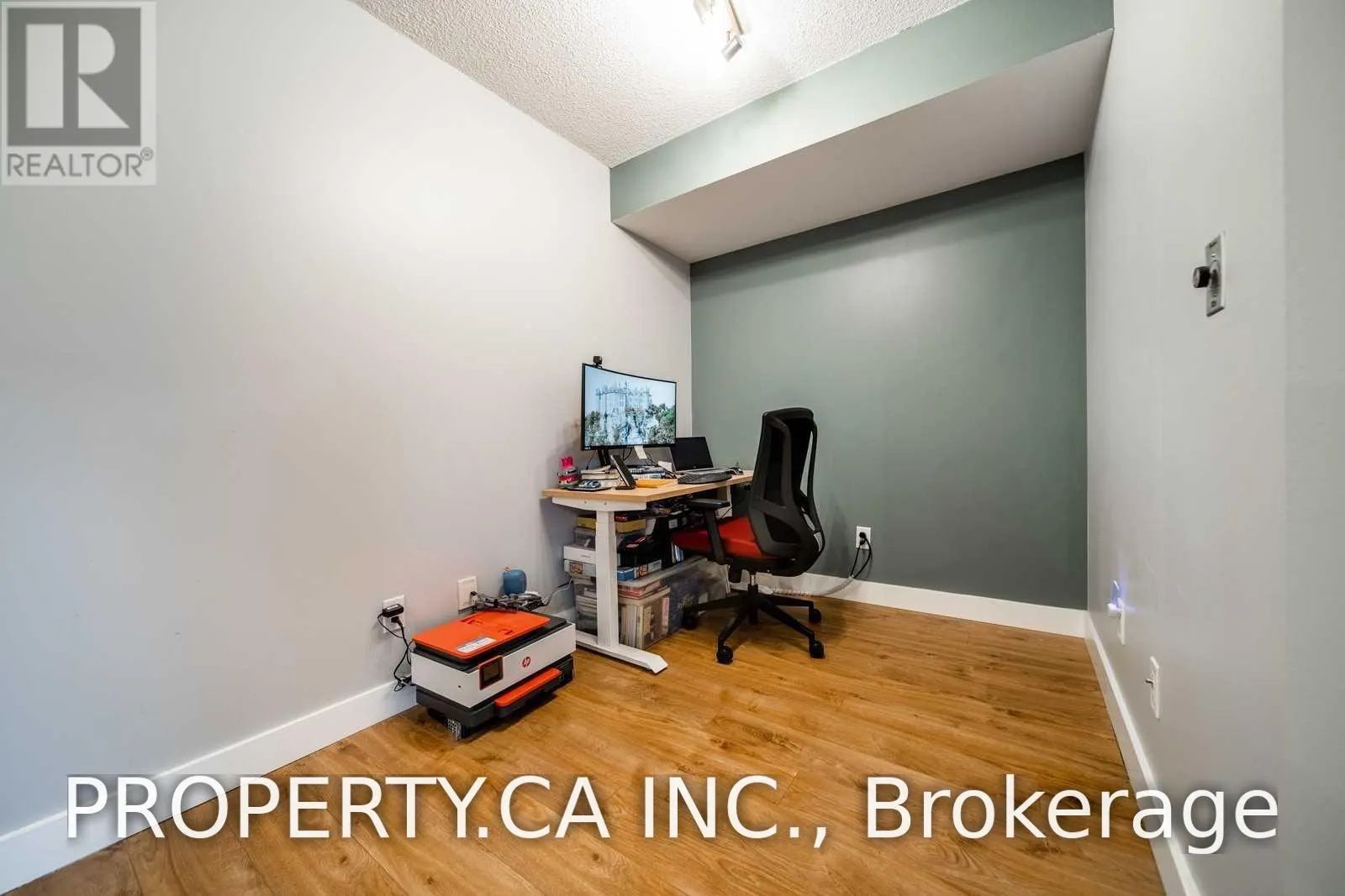 318 - 219 FORT YORK BOULEVARD