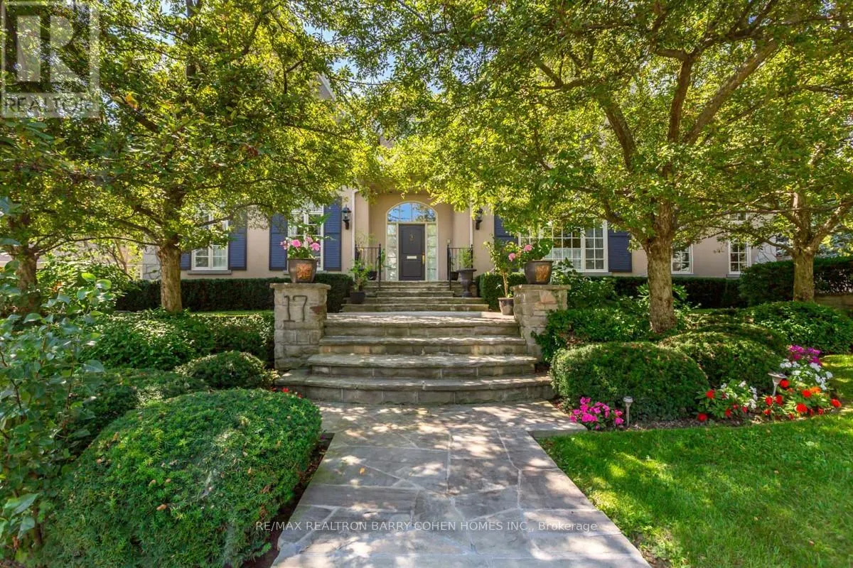 17 BAYVIEW RIDGE