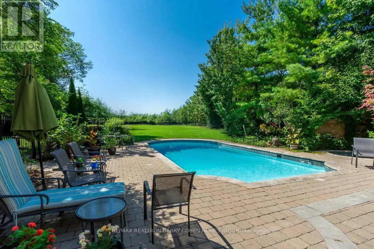 17 BAYVIEW RIDGE