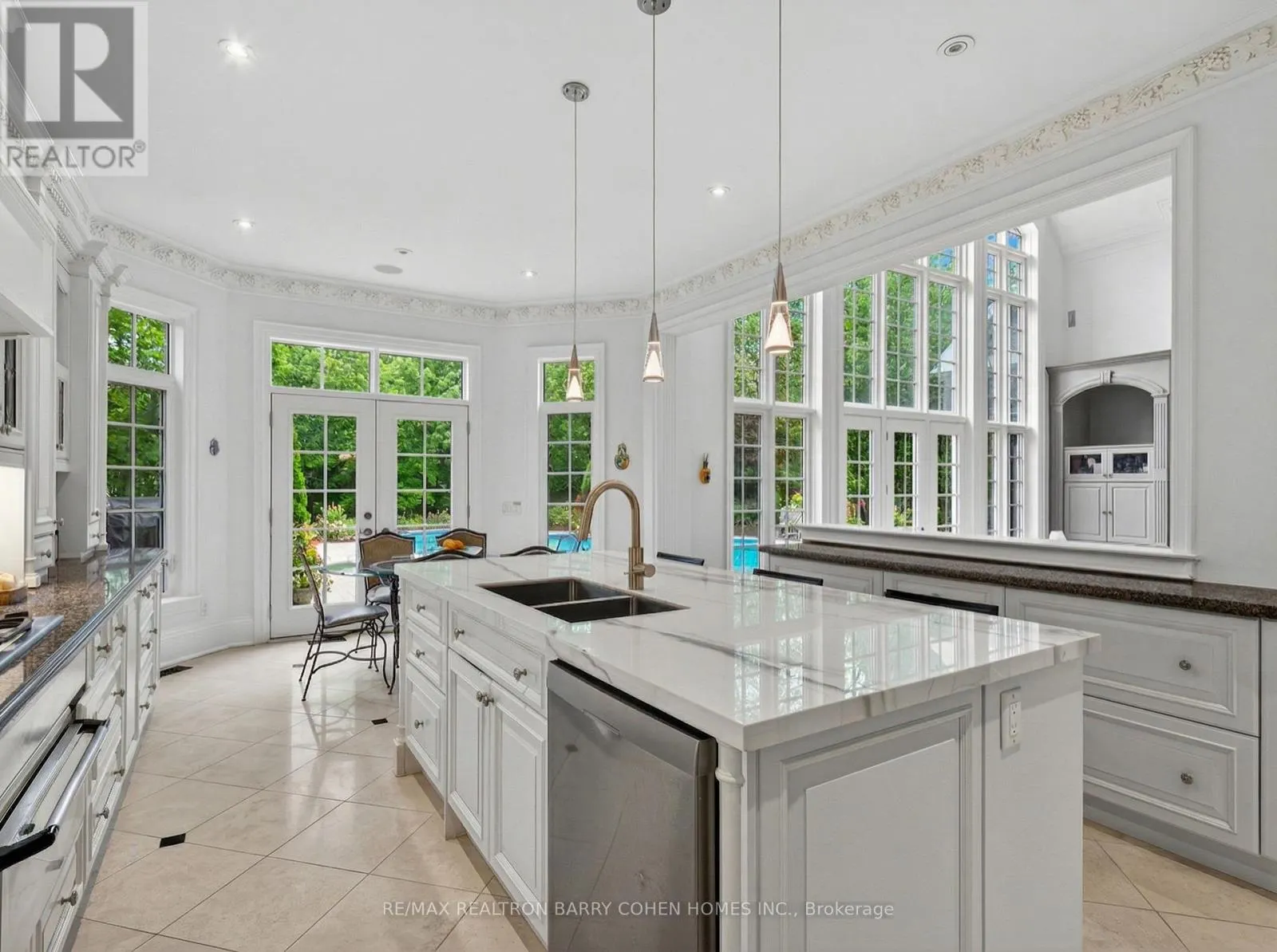 17 BAYVIEW RIDGE