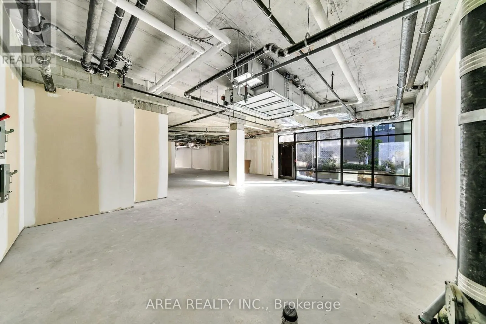 105 - 621 SHEPPARD AVENUE E