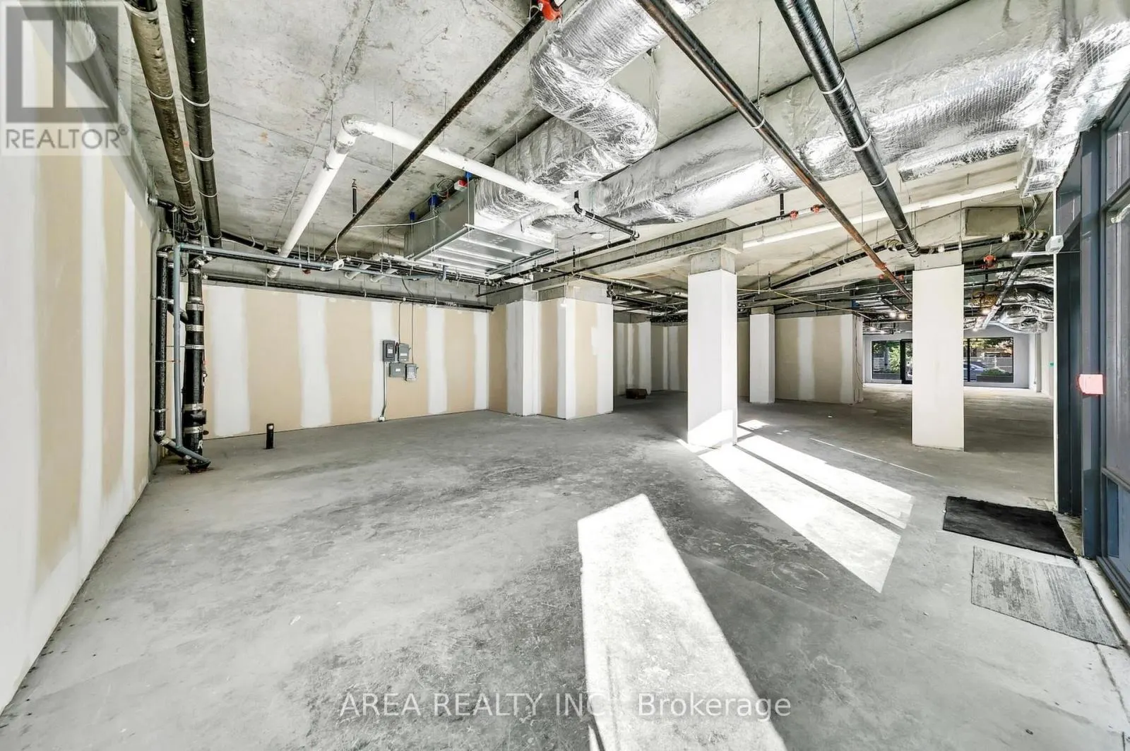 105 - 621 SHEPPARD AVENUE E
